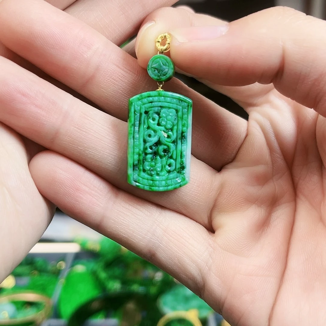 翡翠颈饰18K金镶嵌吊坠多样性发货