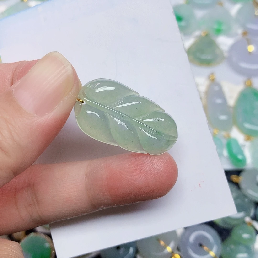 翡翠18K金镶嵌颈饰347885