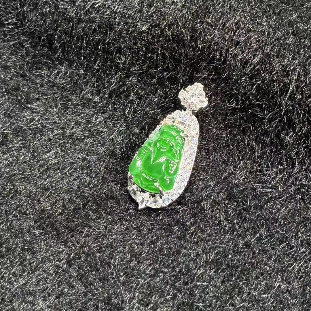 Y154财 神 爷翡翠貔貅吊坠精致设计款饰品