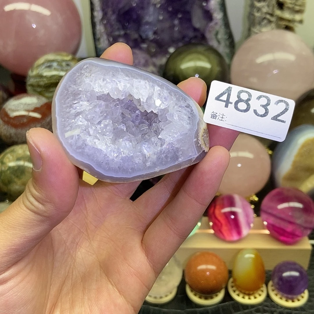 水晶摆件未镶嵌项*茹摆件