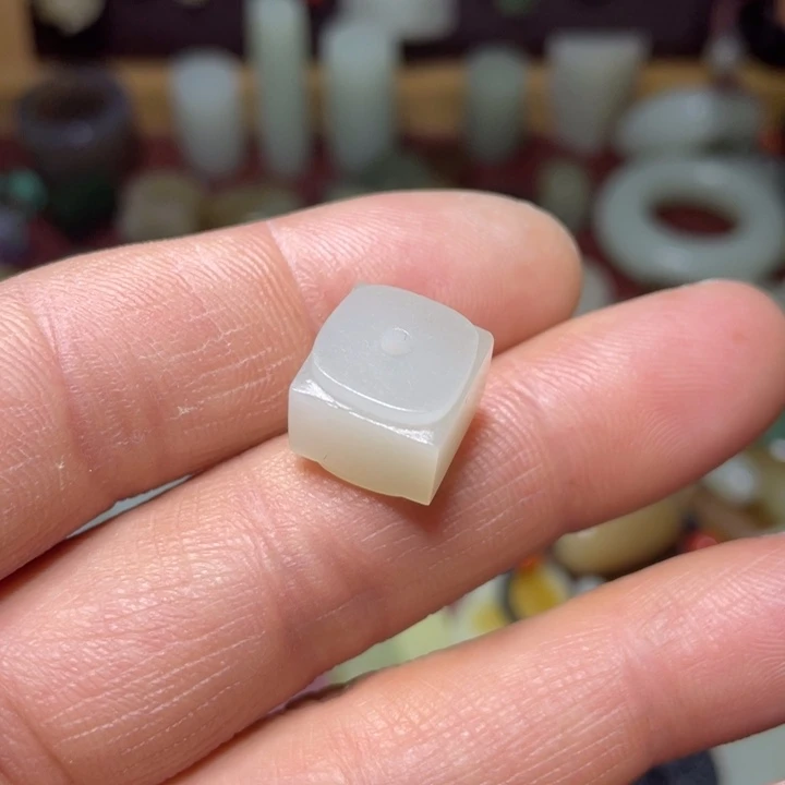 和田玉吊坠(不含链)未镶嵌