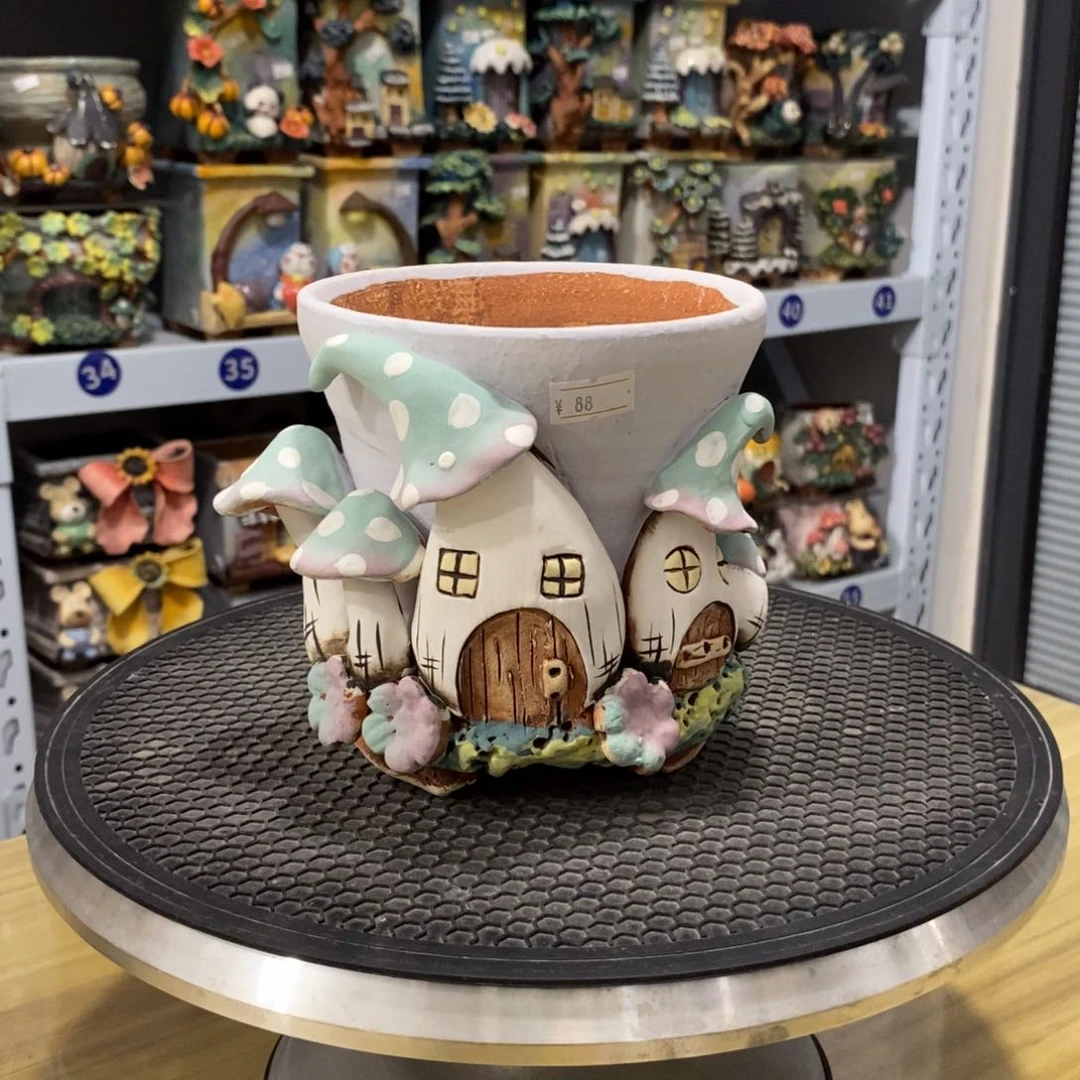 红陶昔**了白狐粗陶手捏花盆