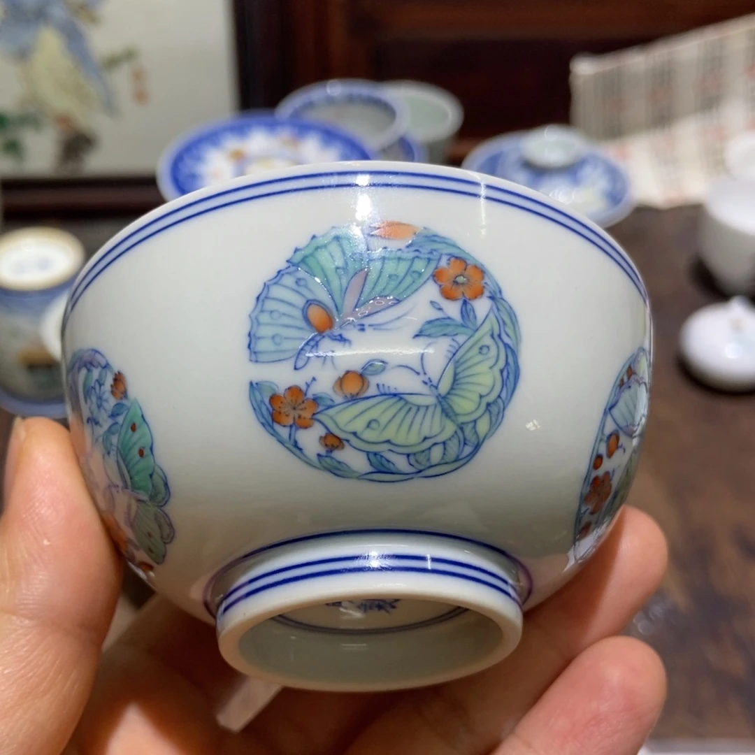 朱****陶瓷艺术品的设计