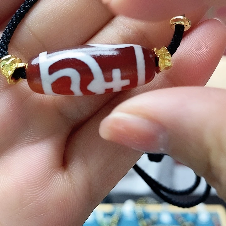 玛瑙/玉髓颈饰合金