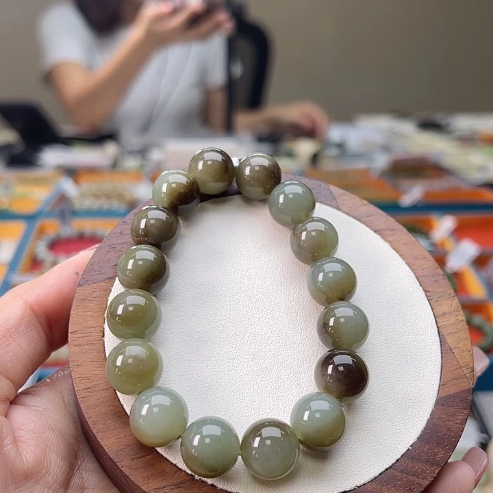 和田玉未镶嵌手串A65卡12