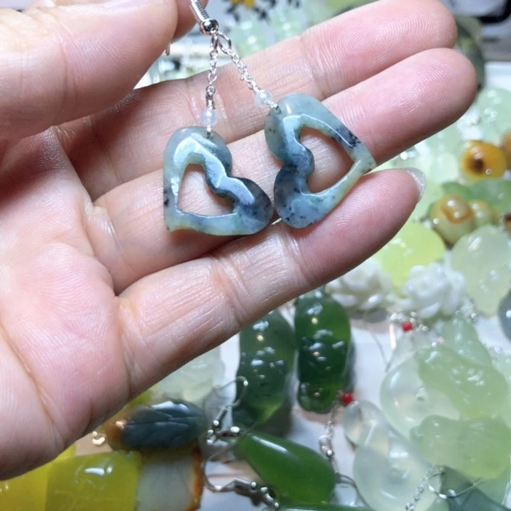 【闪购商品】蛇纹石玉耳环未镶嵌一***界