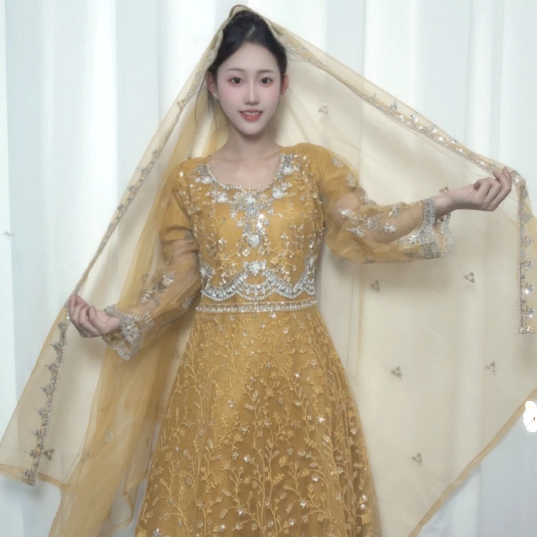 巴服2025新款连衣裙高级感轻奢小众高端优雅年轻气质