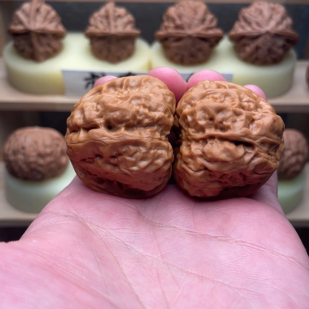 用***5吊坠文玩核桃蛤蟆40