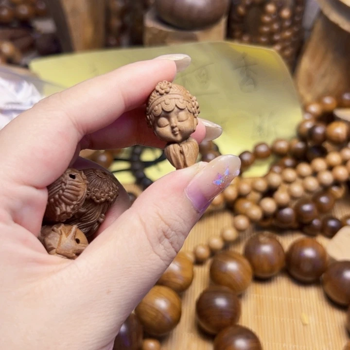 檀香木其他老山檀香雕刻握手