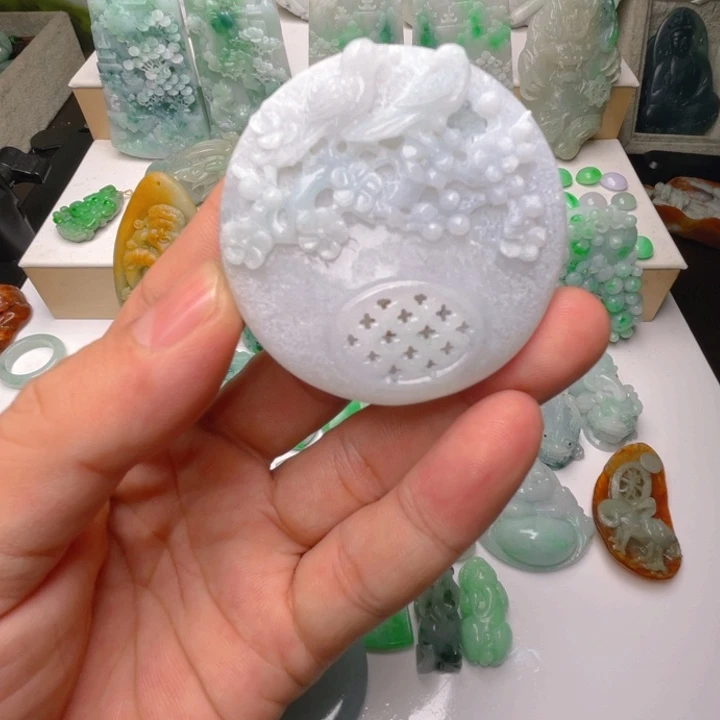 定制翡翠未镶嵌翡翠