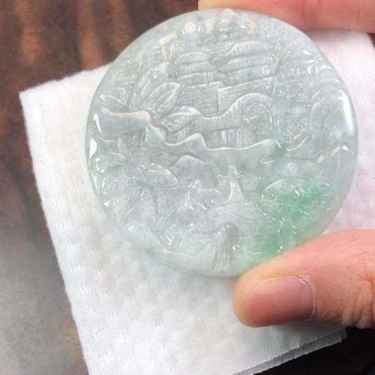 翡翠未镶嵌颈饰缅甸A货，每天下午1点半开播