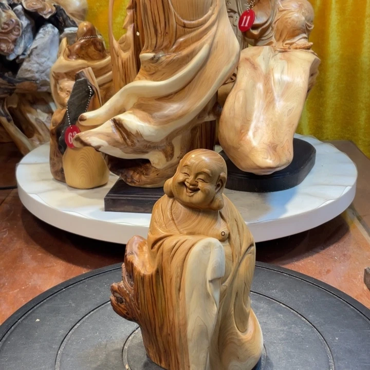 柏木（崖柏）崖柏   弥勒