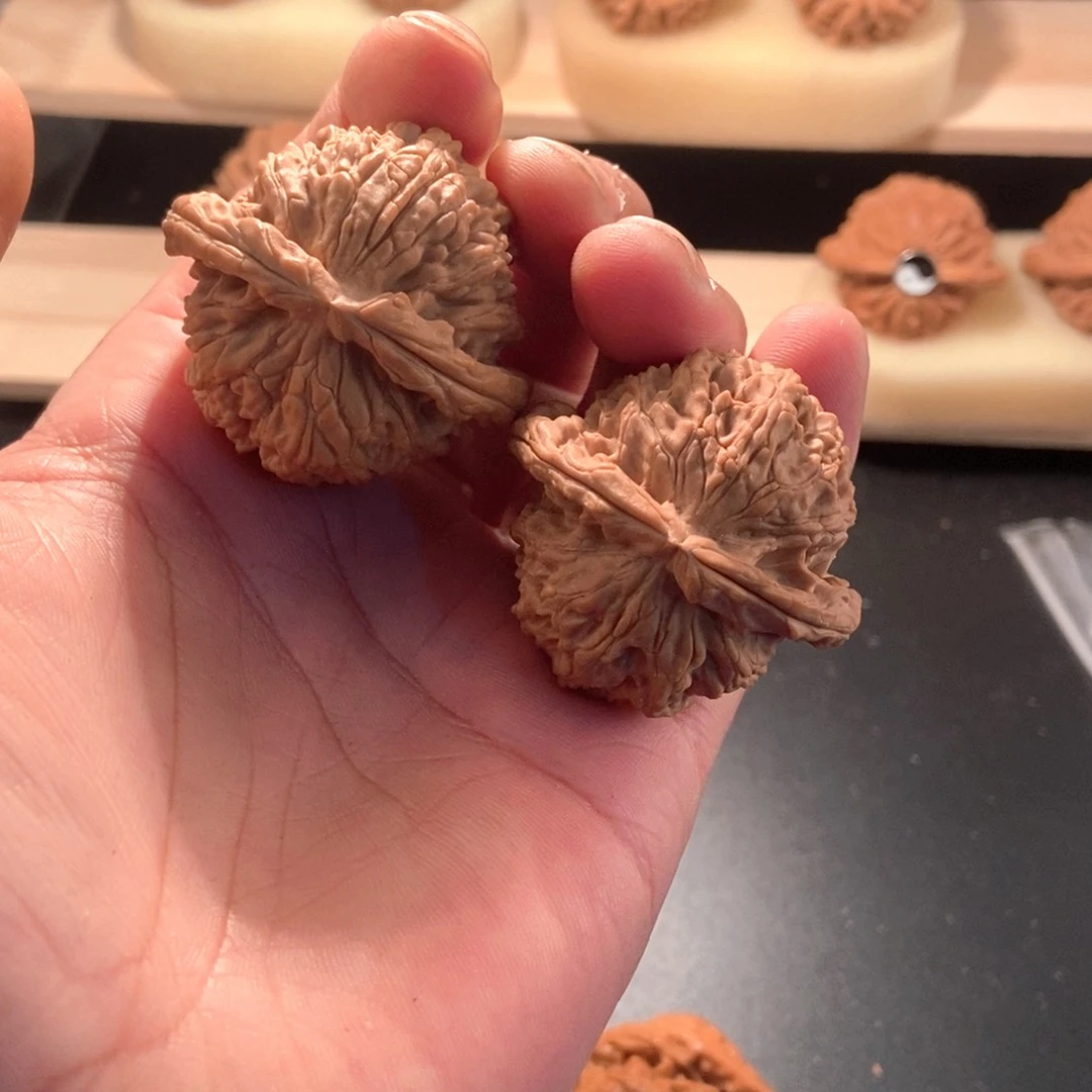 吊坠文玩核桃44球白