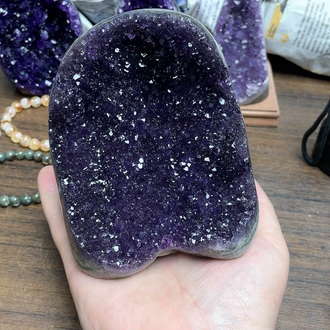 紫晶大型摆件（非配饰）未镶嵌