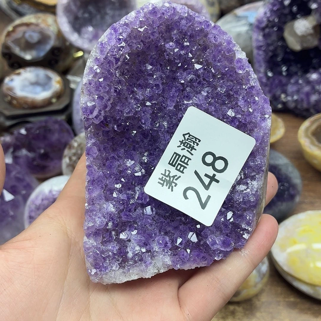 紫晶大型摆件（非配饰）未镶嵌