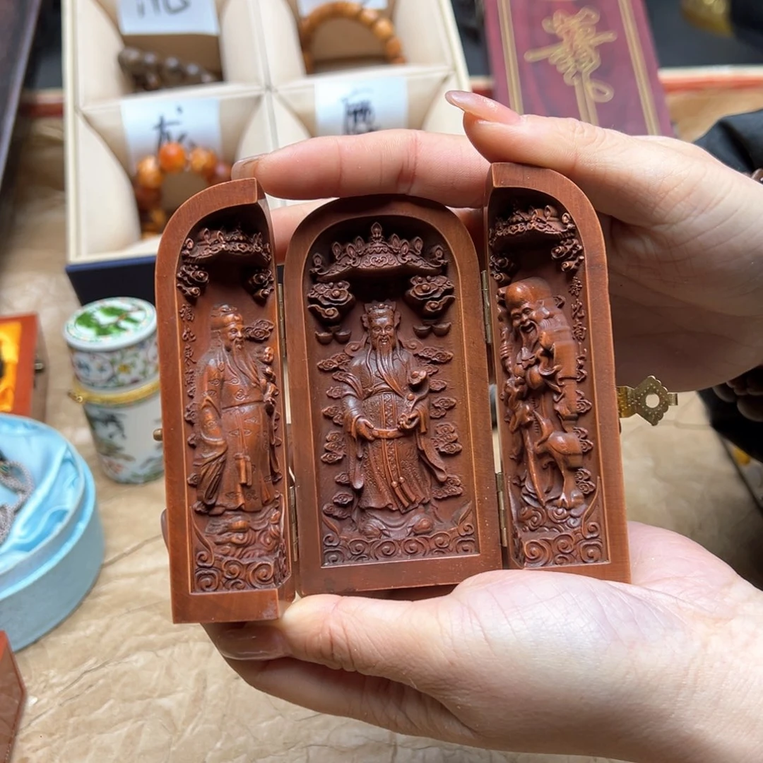 大叶紫檀（黑酸枝木类）