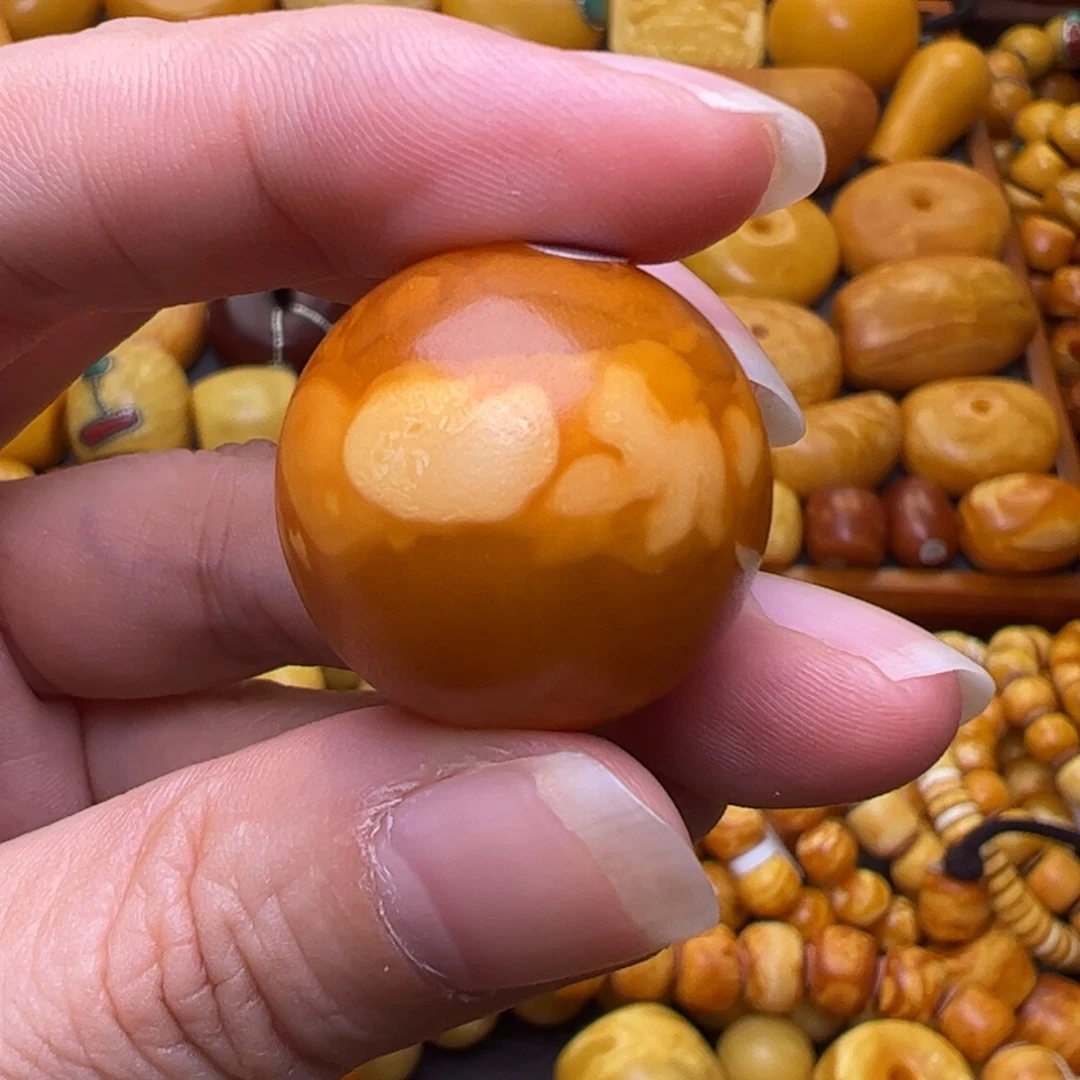 琥珀未镶嵌珠宝奇石24.8