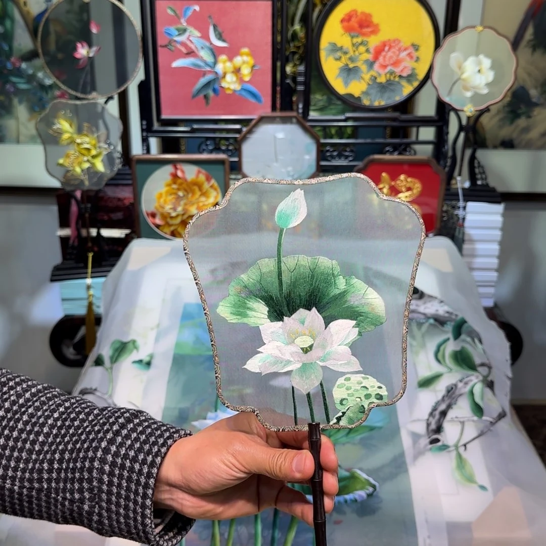 刺绣刺绣工艺精湛