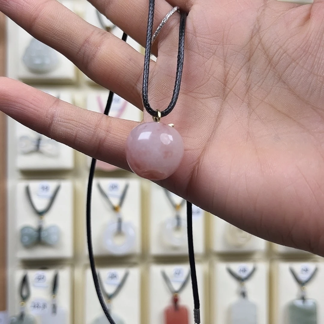 石英质玉未镶嵌吊坠(赠链)