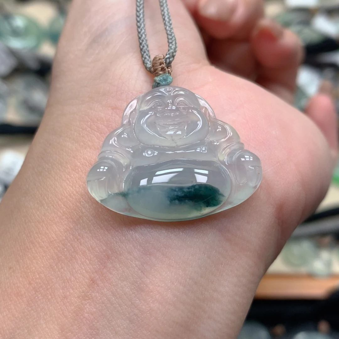 翡翠未镶嵌颈饰佛公