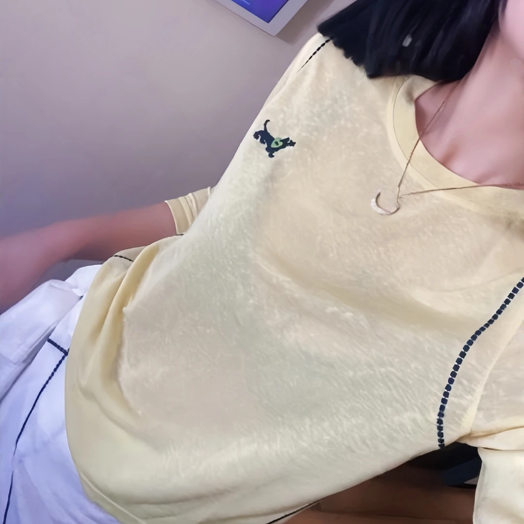 秋季宽松圆领小狗刺绣长袖T恤打底衫女2025休闲百搭时尚内搭上衣