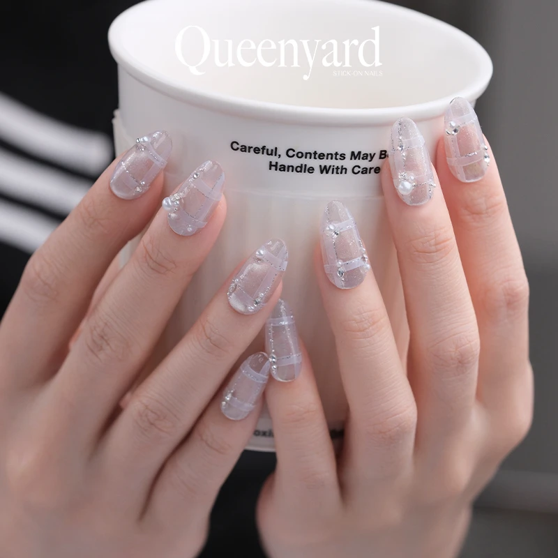 QUEENYARD【银羽流光】白月光猫眼立体珍珠美甲2025款显白穿戴甲