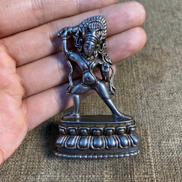 藏传不动明王天铁陨铁口袋佛摆件