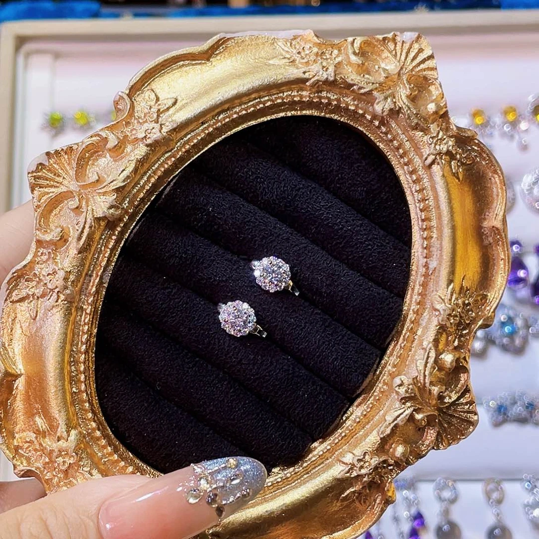 否***来925银莫桑耳扣简约款