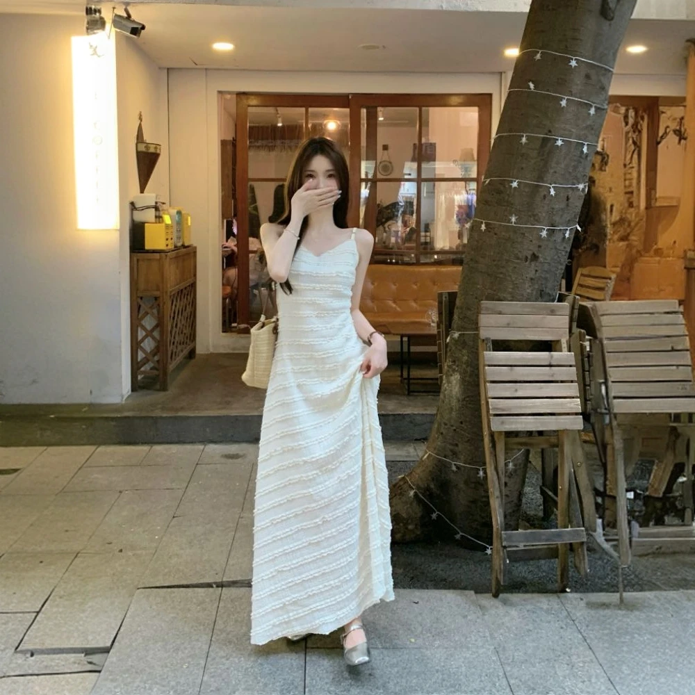 温柔风法式气质V领蕾丝连衣裙女简约百搭吊带长裙A字裙