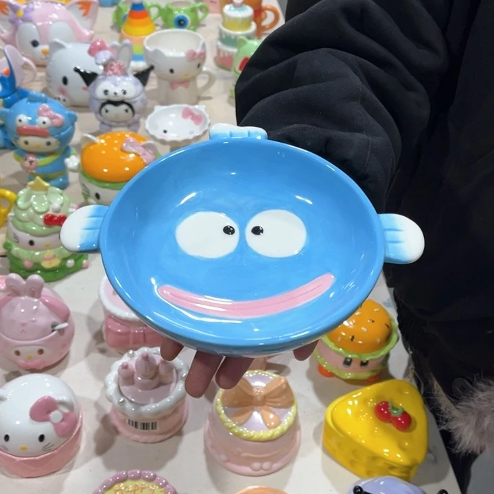 紫砂茶叶罐这么多人