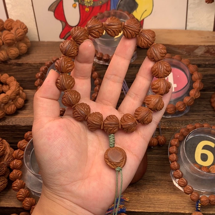 桃核吊坠16野生红魔