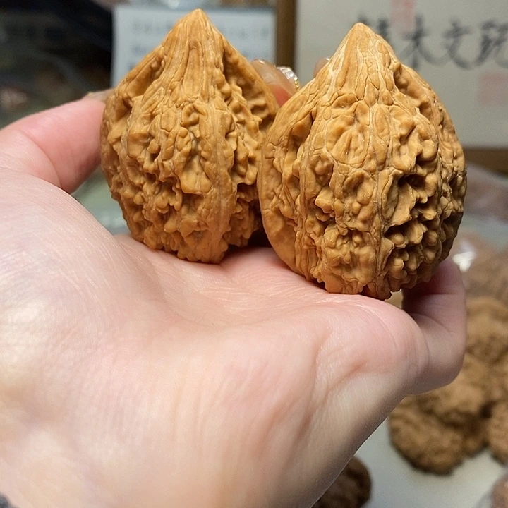 文玩核桃吊坠42大沽石