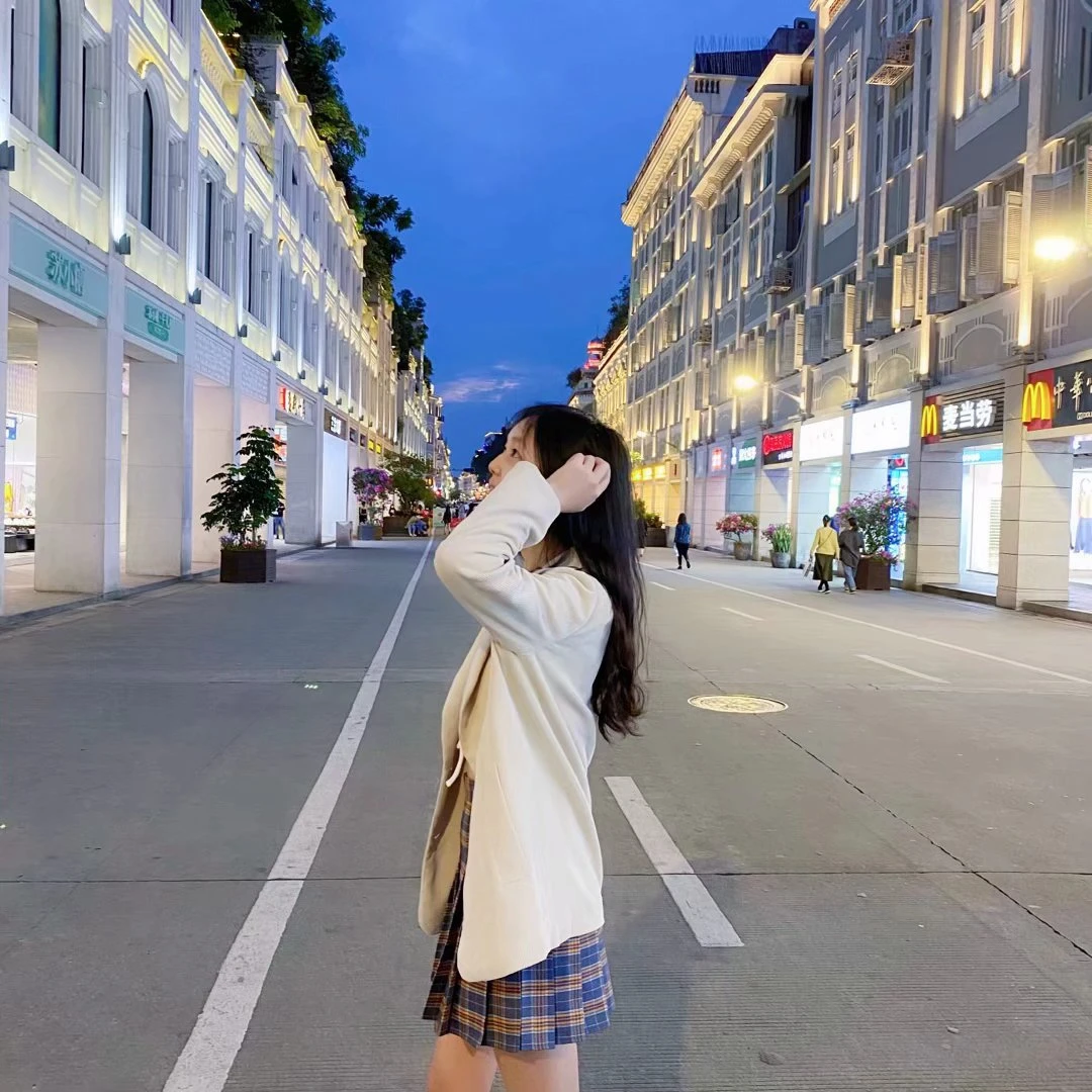 孤品百褶裙短款一字肩修身显瘦气质时尚设计感高腰复古外穿条纹