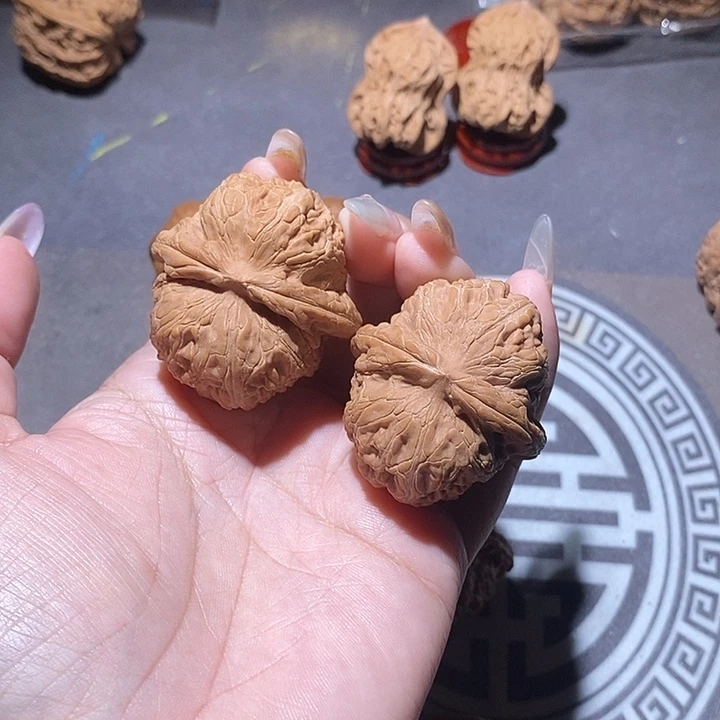 文玩核桃吊坠文玩核桃文玩核桃