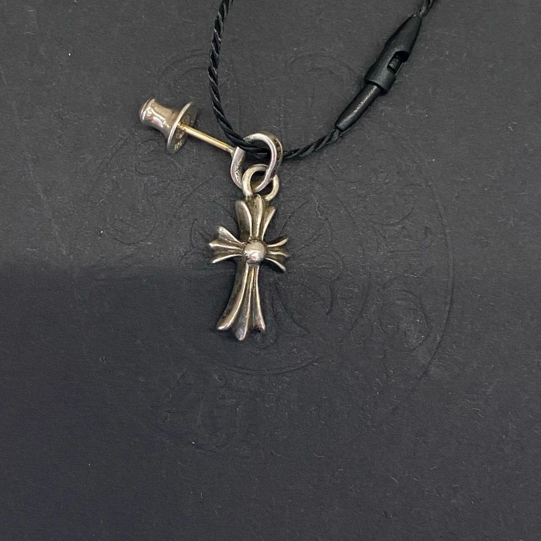 Chrome hearts 克罗心babyfat十字架耳钉耳坠/99新/19402