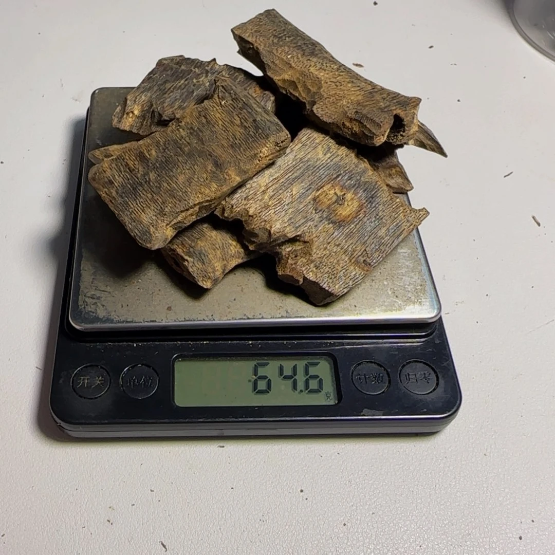 橄榄核手串/手链亮**ˢ奇楠老料64.4克