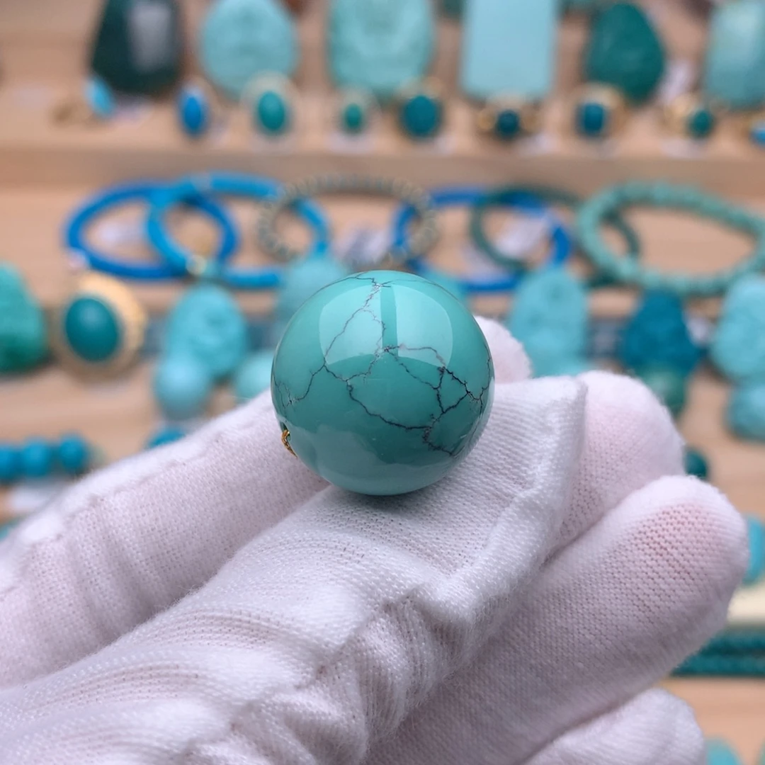 冻***司绿松石未镶嵌珠宝奇石