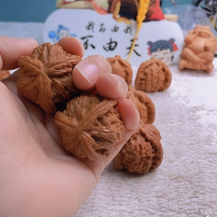 吊坠文玩核桃许*疯三棱
