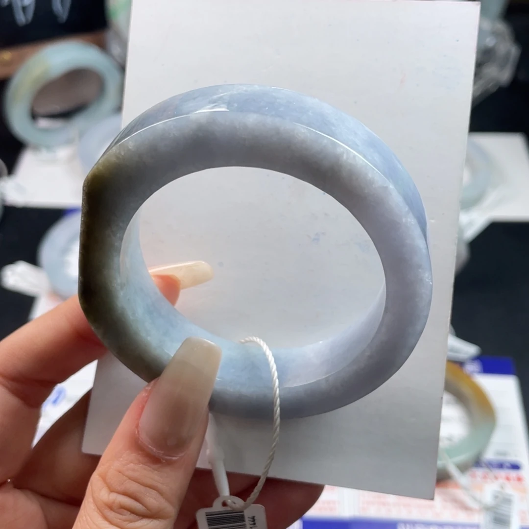 定制翡翠未镶嵌基地质检发货基地质检发货