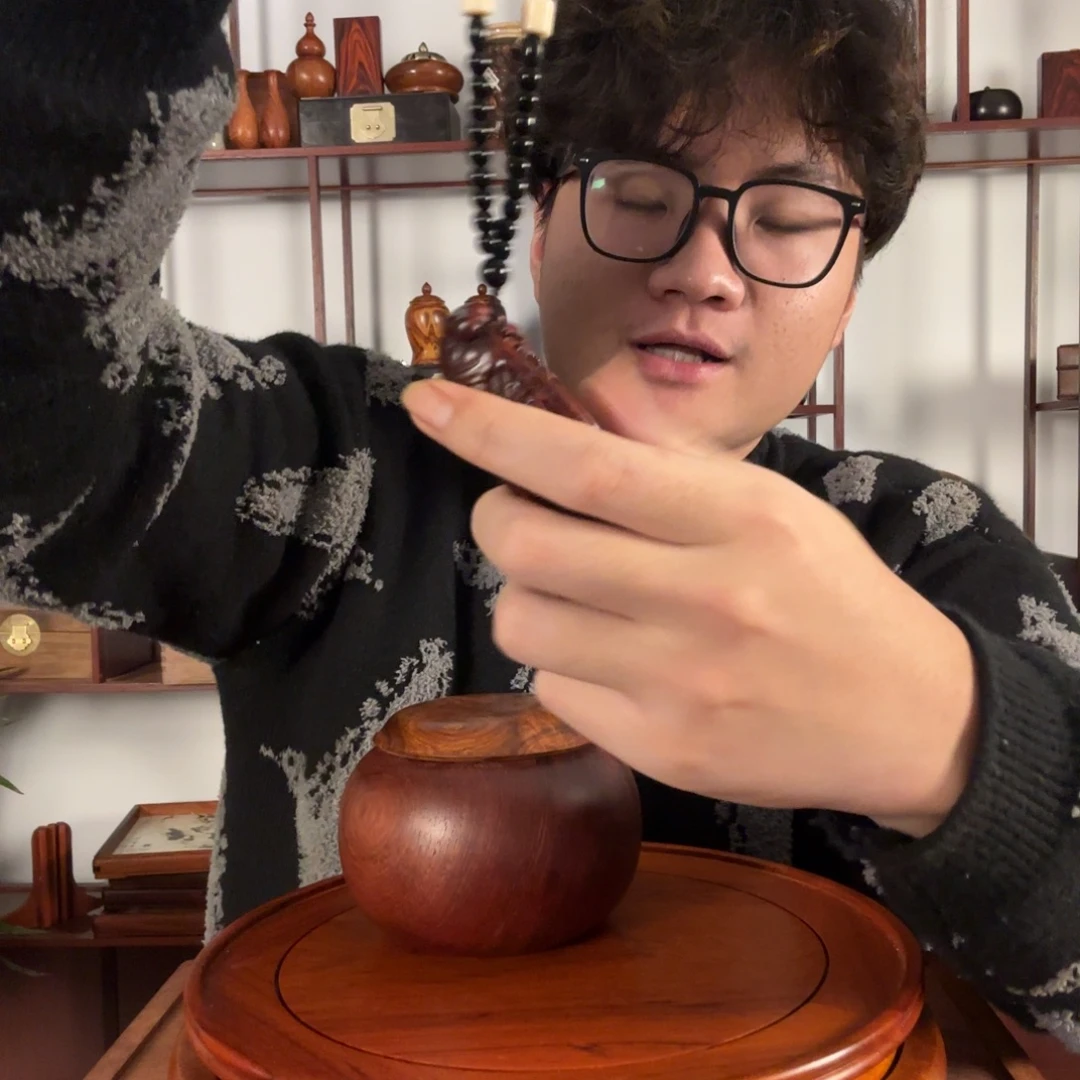 知***1木小叶紫檀猴子摆件挂件