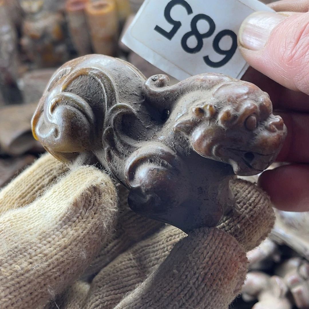 和田玉（糖玉）未镶嵌挂件