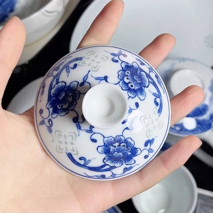 碗手绘牡丹花盖子一个