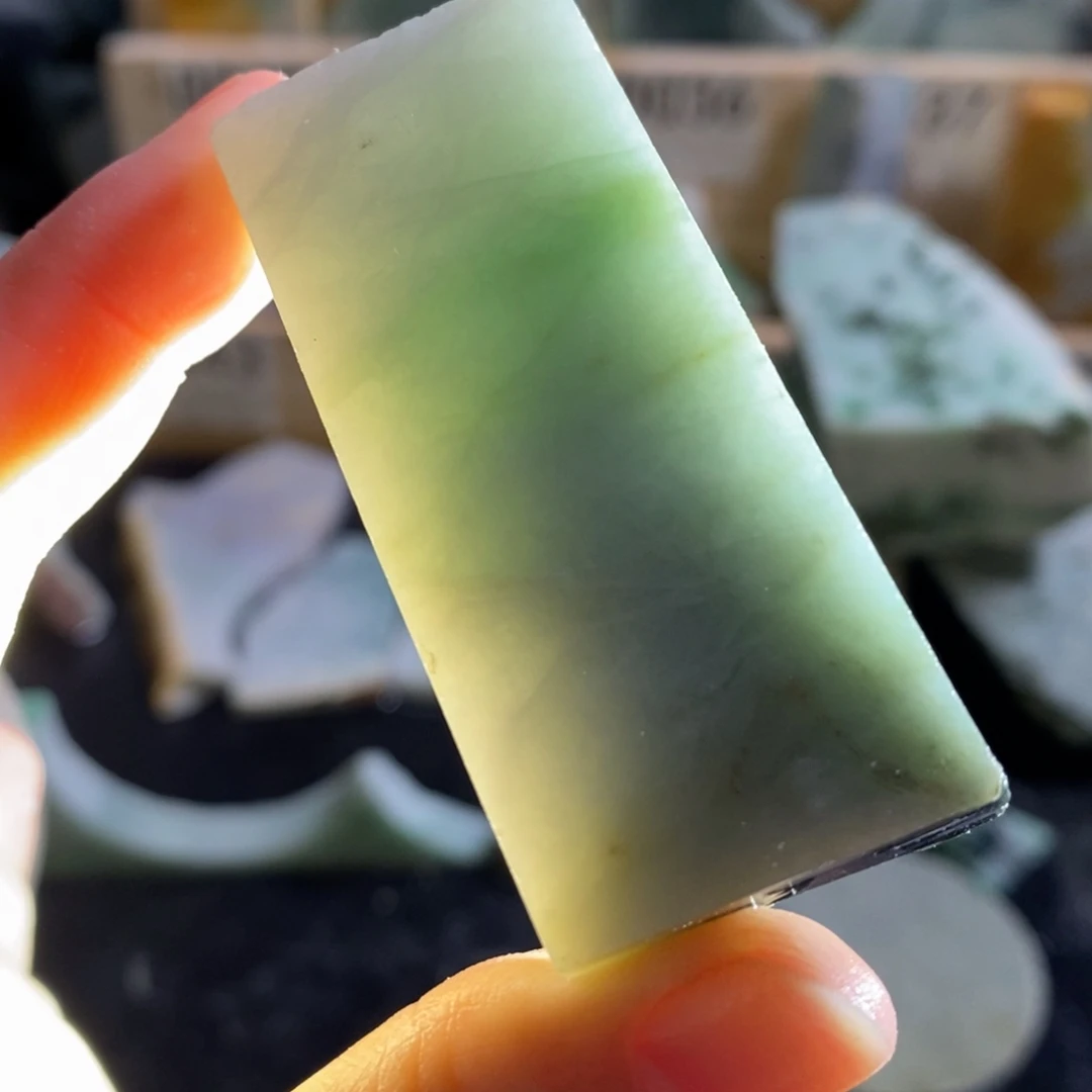 颈饰未镶嵌翡翠天然翡翠