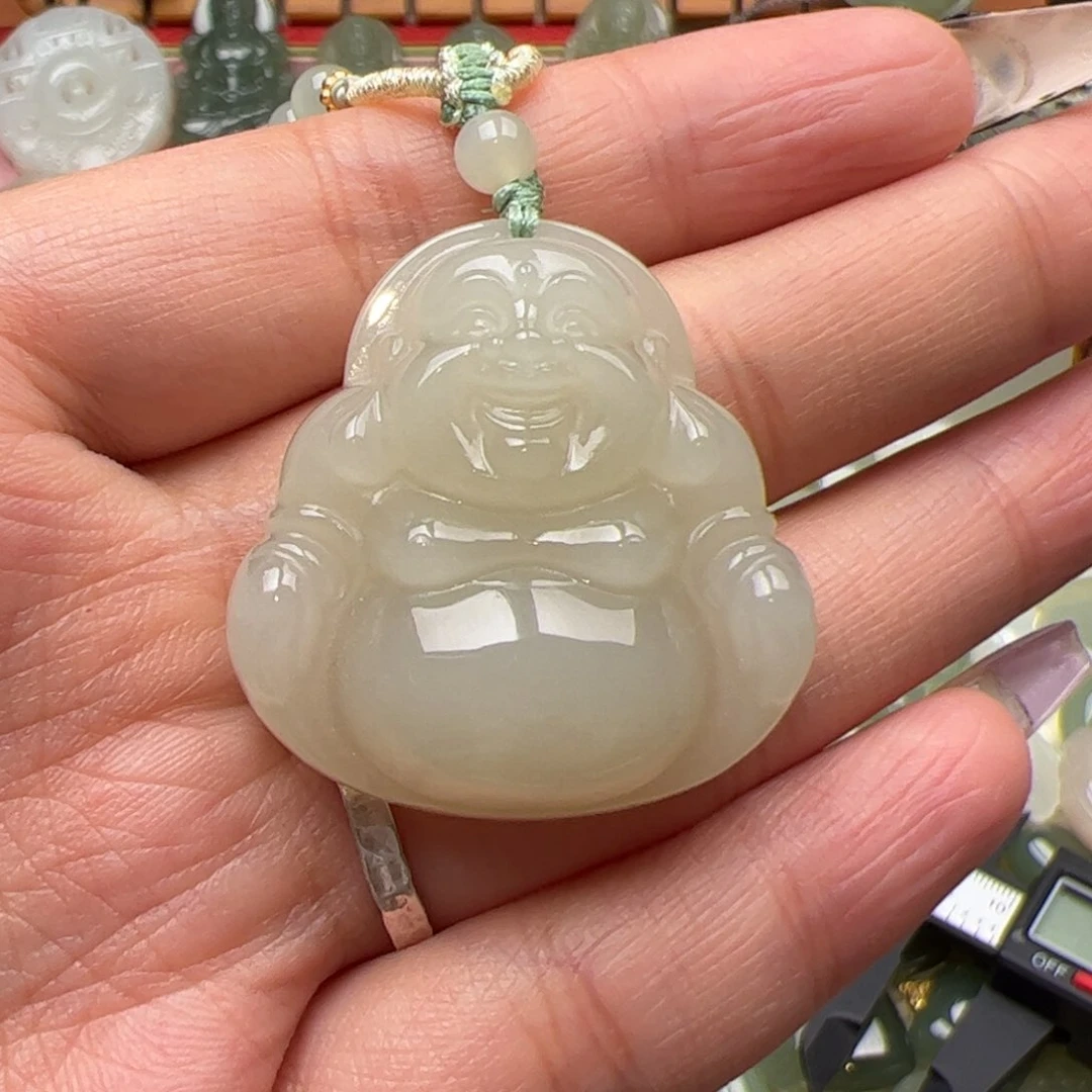 和田玉颈饰未镶嵌妍*?