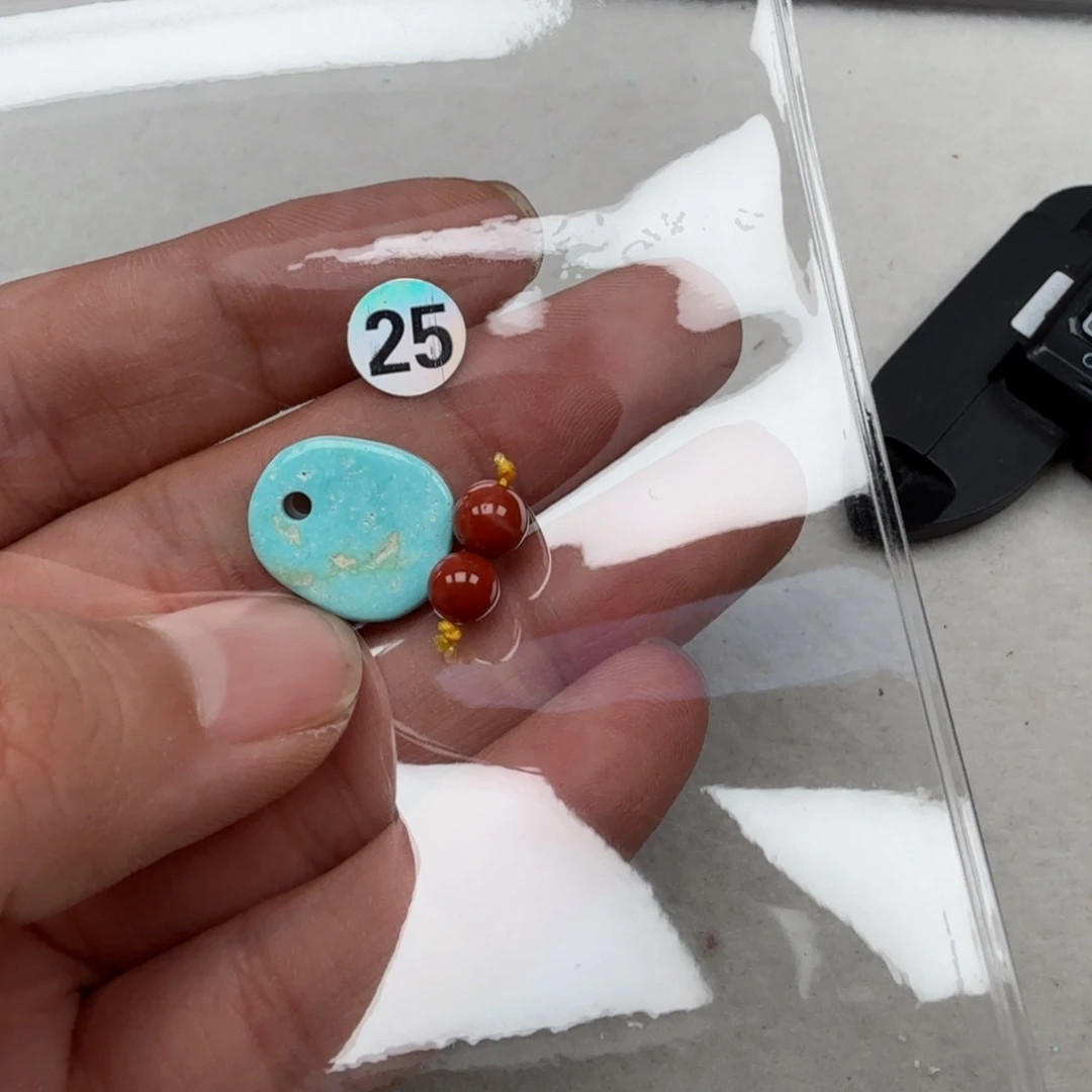 南红玛瑙未镶嵌珠宝奇石