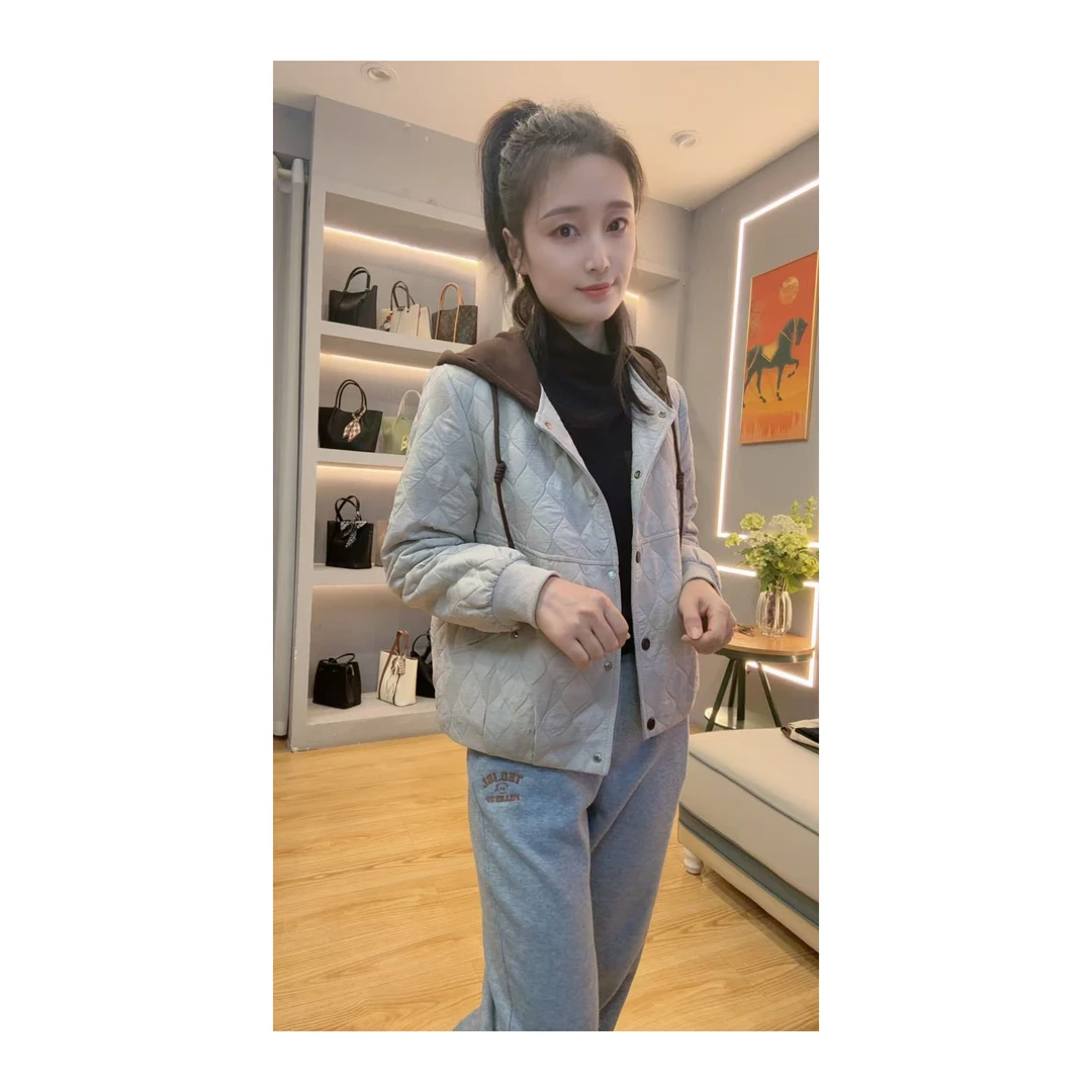 【七彩衣新品】25C85经典时尚格纹宽松连帽外套  衣长58