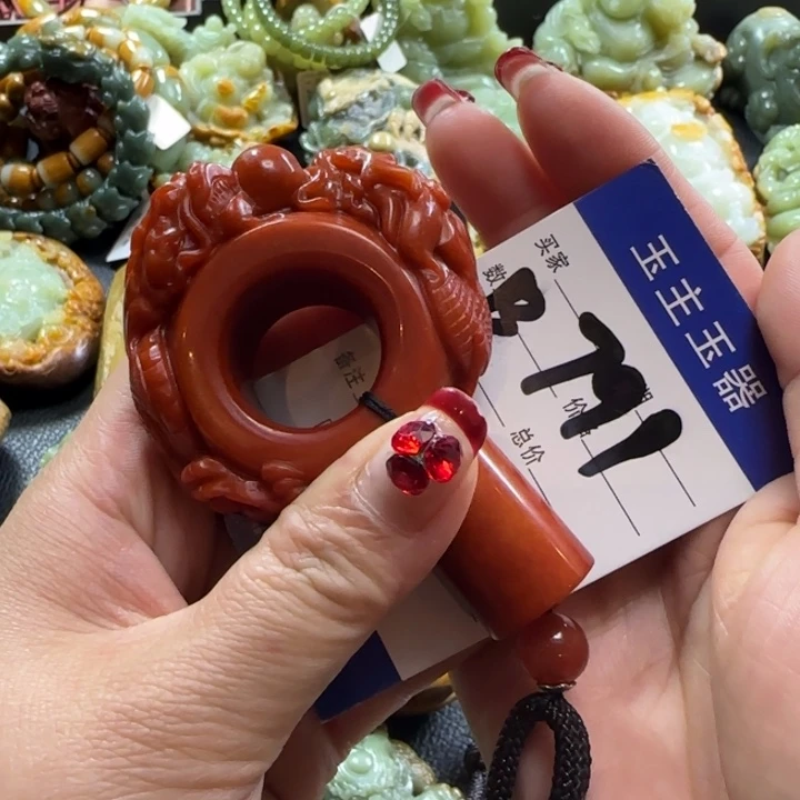 透闪石质玉手把未镶嵌