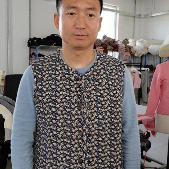 用***4小兰花马夹2XL一件