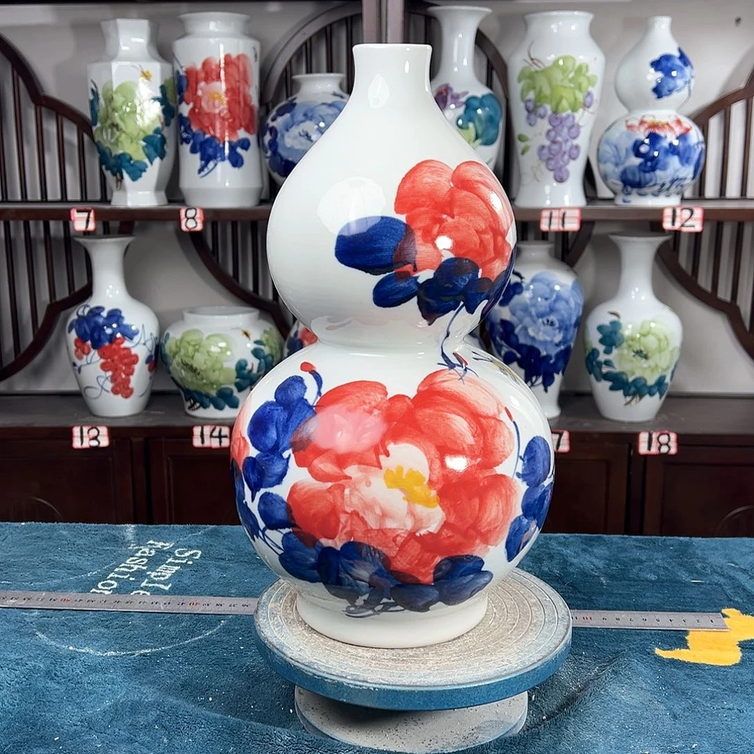 摆件景德镇陶瓷葫红牡