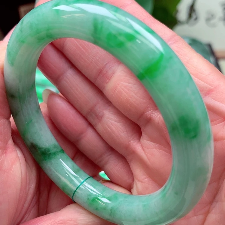 翡翠未镶嵌手镯天然翡翠手镯